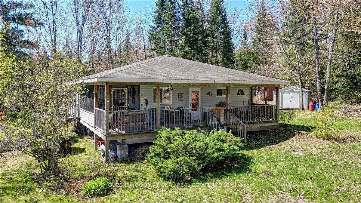 7c-boyle-lane-killaloe-hagarty-and-richards-killaloe-hagarty-and-richards-ontario-x13076564