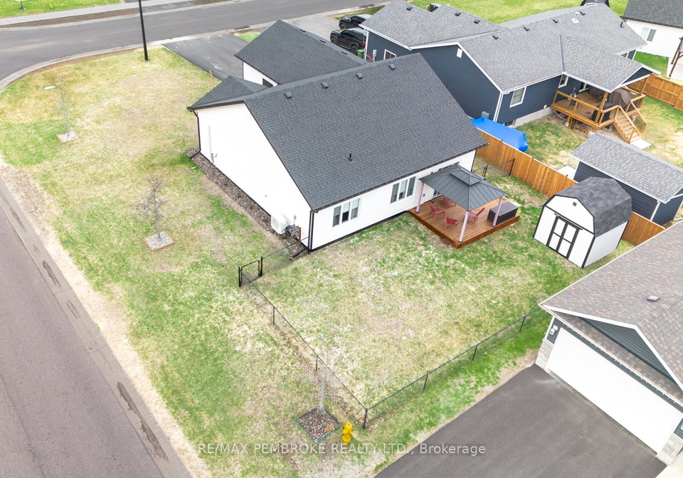 33-durant-street-petawawa-ontario-x13076580