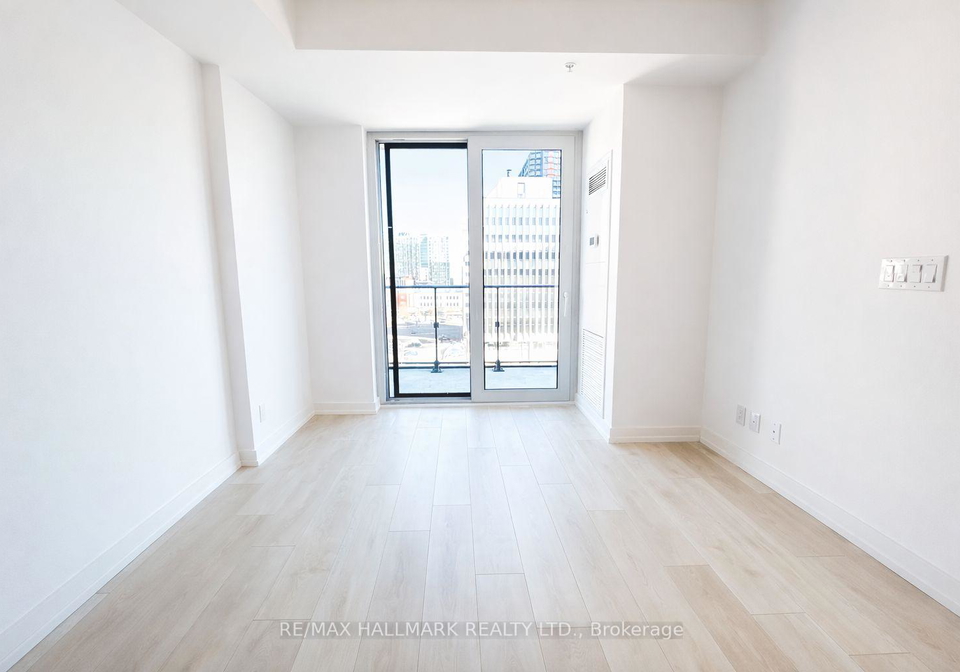 75-james-street-s-hamilton-ontario-x13076588