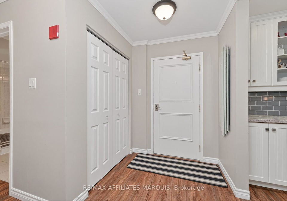 10-armstrong-drive-smiths-falls-ontario-x13076590