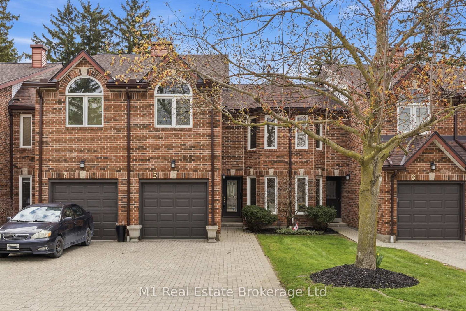 5-marilyn-drive-guelph-ontario-x13076652