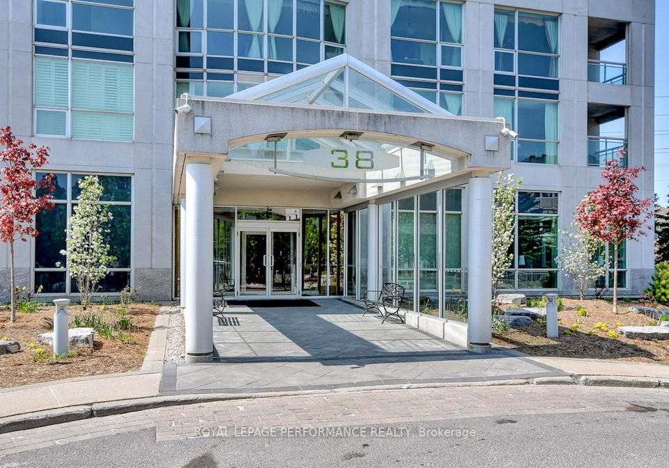 38-metropole-private-ottawa-ontario-x13076698