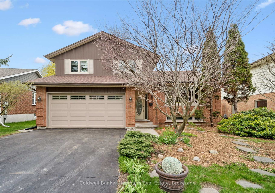 5-ervin-crescent-guelph-ontario-x13076782