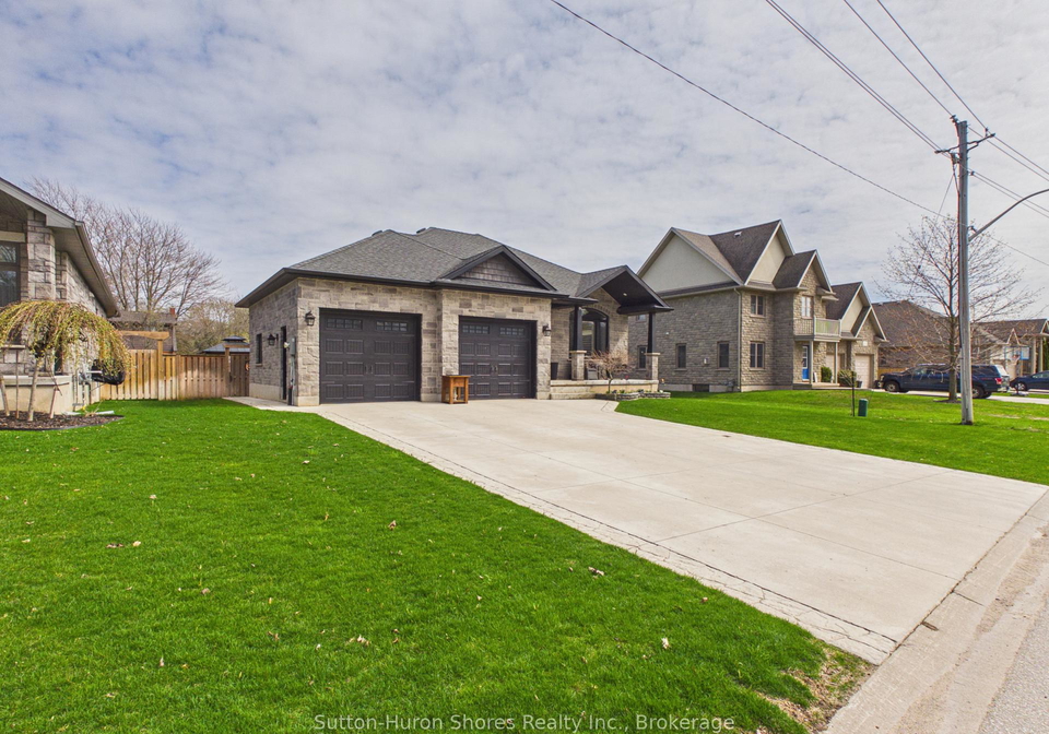 345-ray-street-saugeen-shores-ontario-x13076820