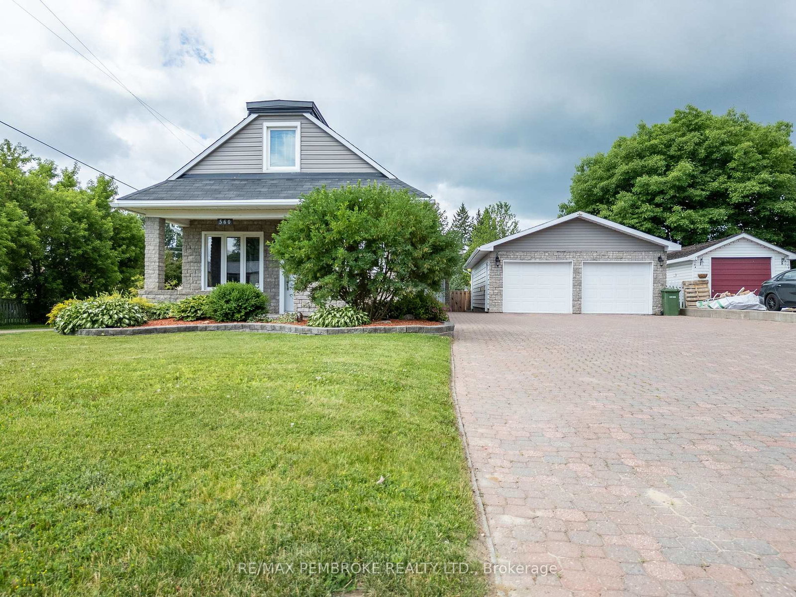 560-e-boundary-road-laurentian-valley-ontario-x13077108