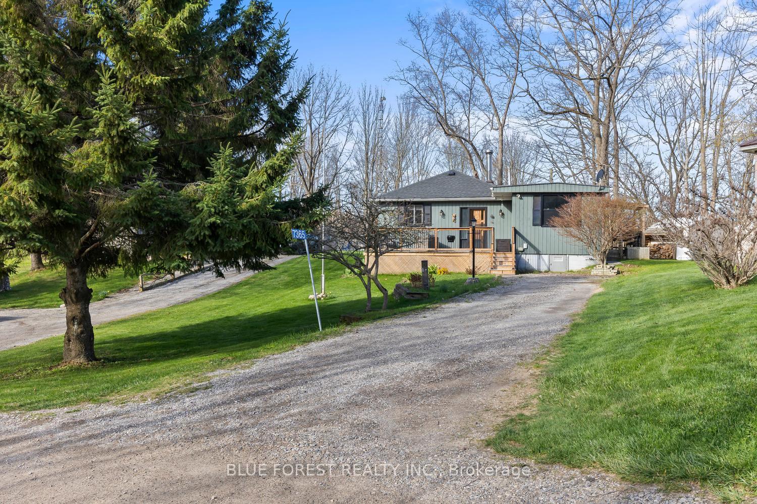7365-fairview-drive-duttondunwich-ontario-x13077174