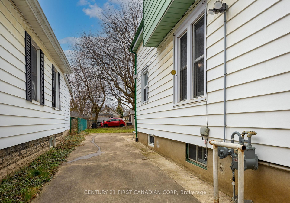 401-salisbury-street-london-east-ontario-x13077520