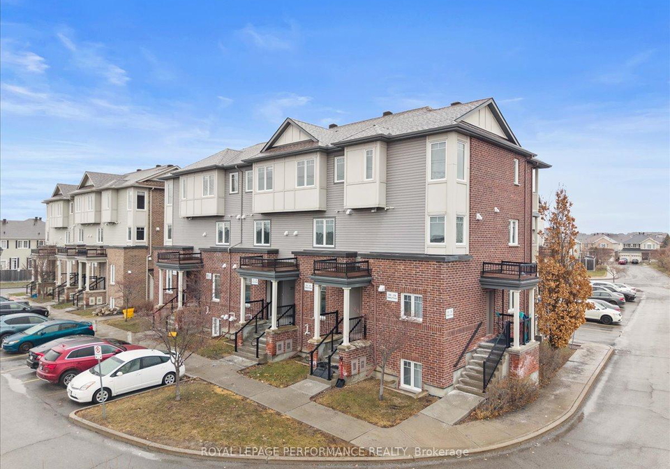 232-shanly-private-ottawa-ontario-x13077562