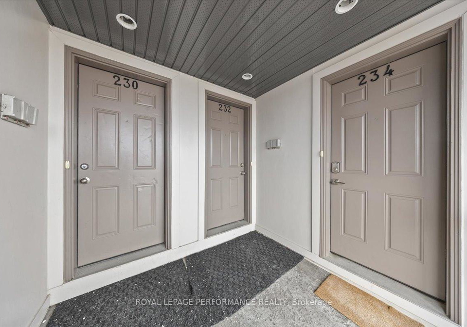 232-shanly-private-ottawa-ontario-x13077562