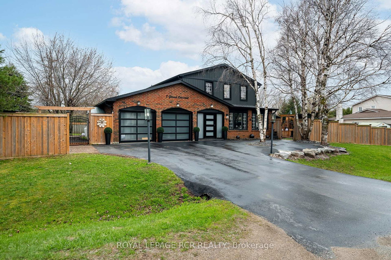 2-grand-crescent-east-garafraxa-ontario-x13077574