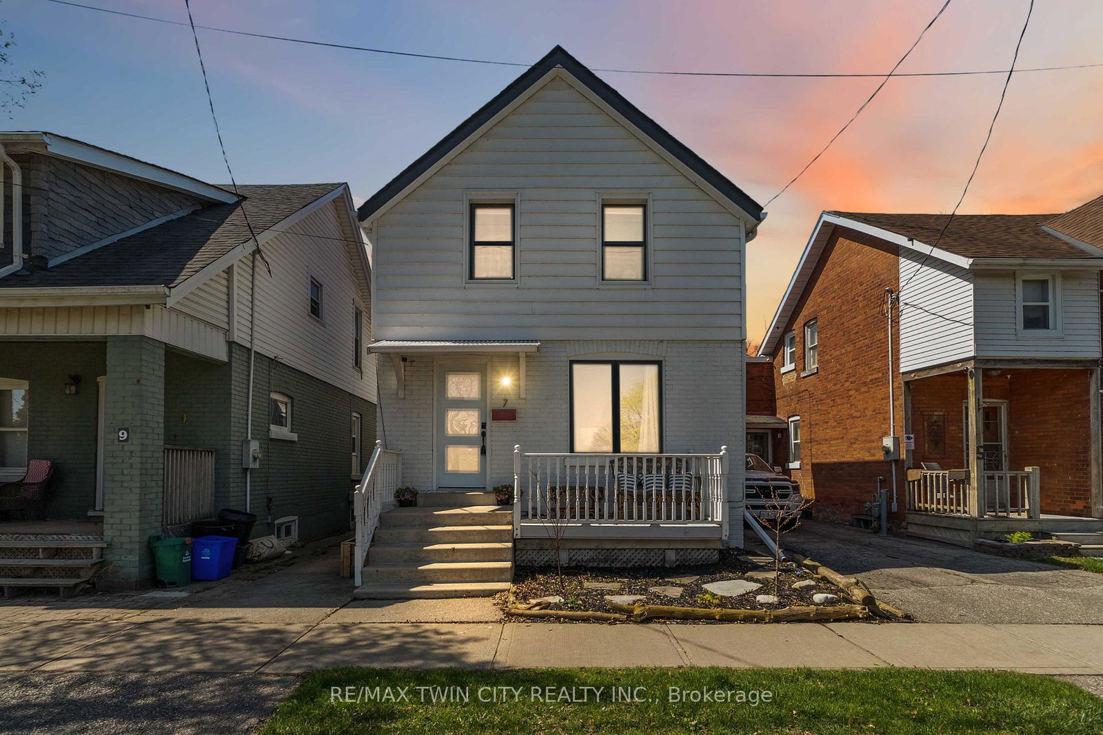7-ontario-street-brantford-ontario-x13077596