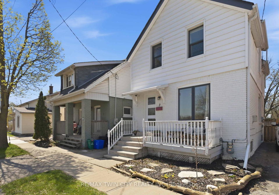 7-ontario-street-brantford-ontario-x13077596