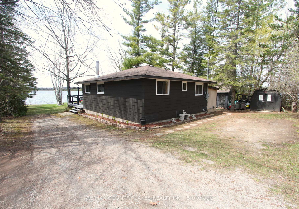 31-hillcrest-avenue-kawartha-lakes-ontario-x13077608