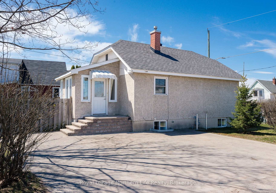 1093-regina-street-north-bay-ontario-x13077660