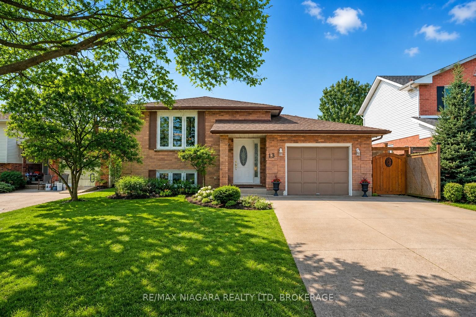13-cornwell-circle-st-catharines-ontario-x13077736