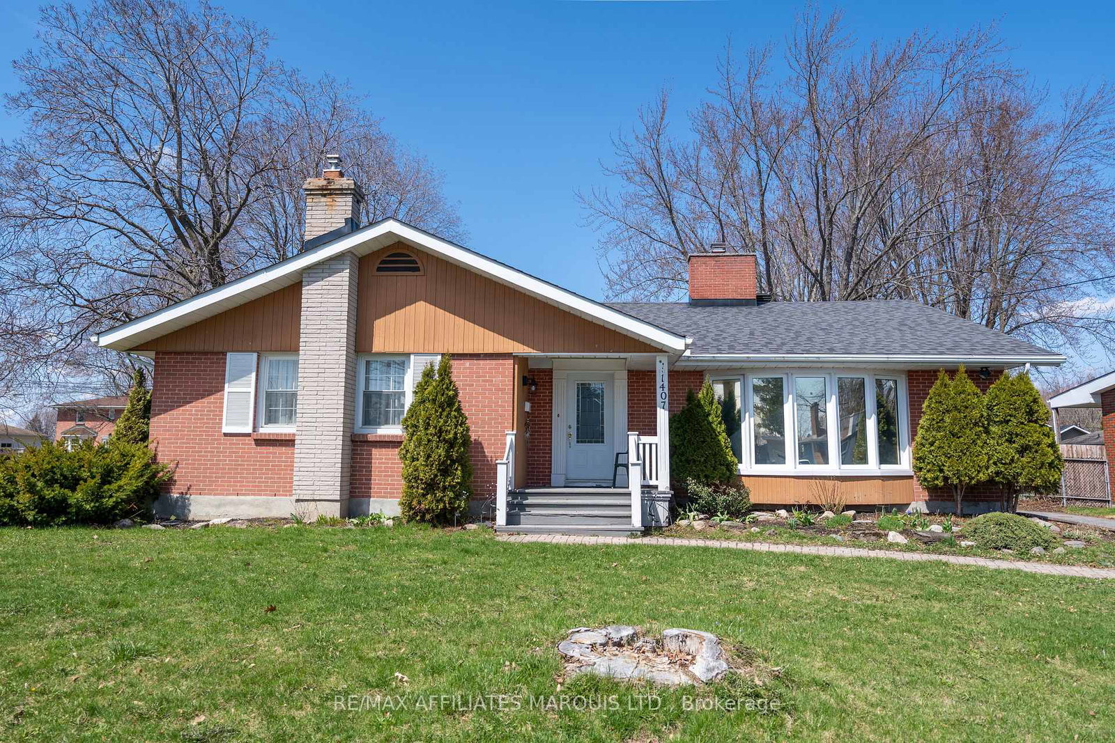 1407-boyd-street-s-cornwall-ontario-x13077898