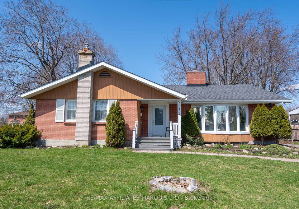 1407-boyd-street-s-cornwall-ontario-x13077898