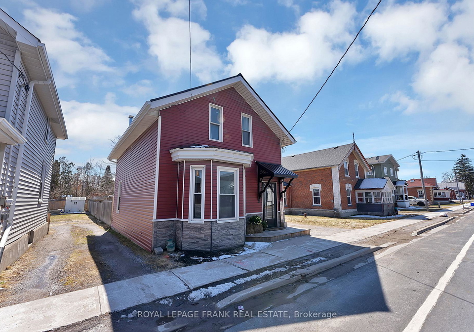 916-highway-7-kawartha-lakes-ontario-x13078134