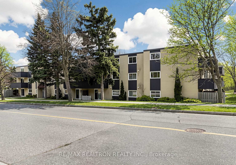 75-hazelglen-drive-kitchener-ontario-x13078336