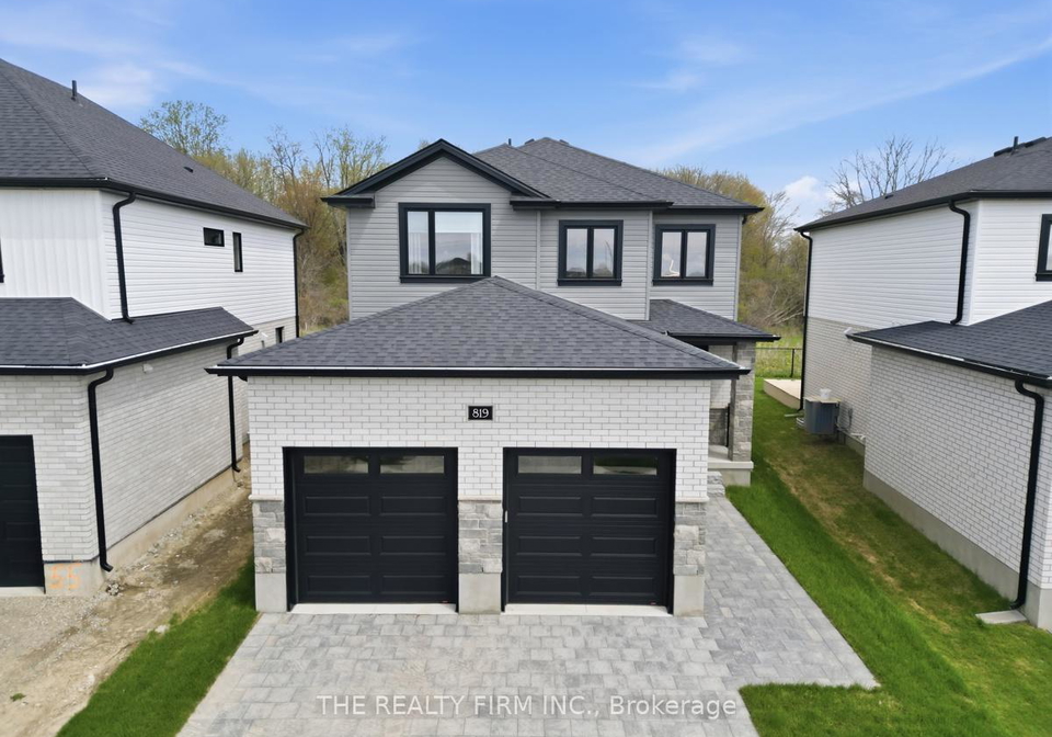 819-gatestone-road-london-south-ontario-x13078376