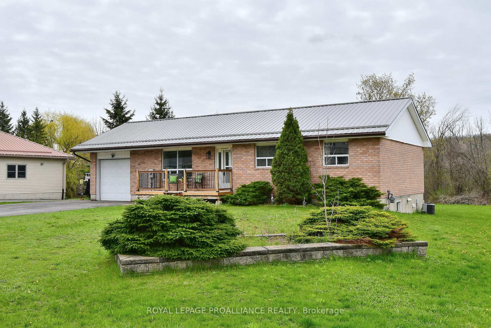 200-park-lane-asphodel-norwood-ontario-x13078436