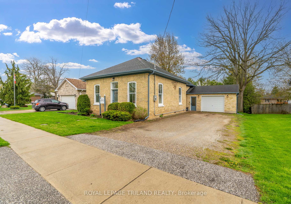 492-victoria-street-warwick-ontario-x13078536