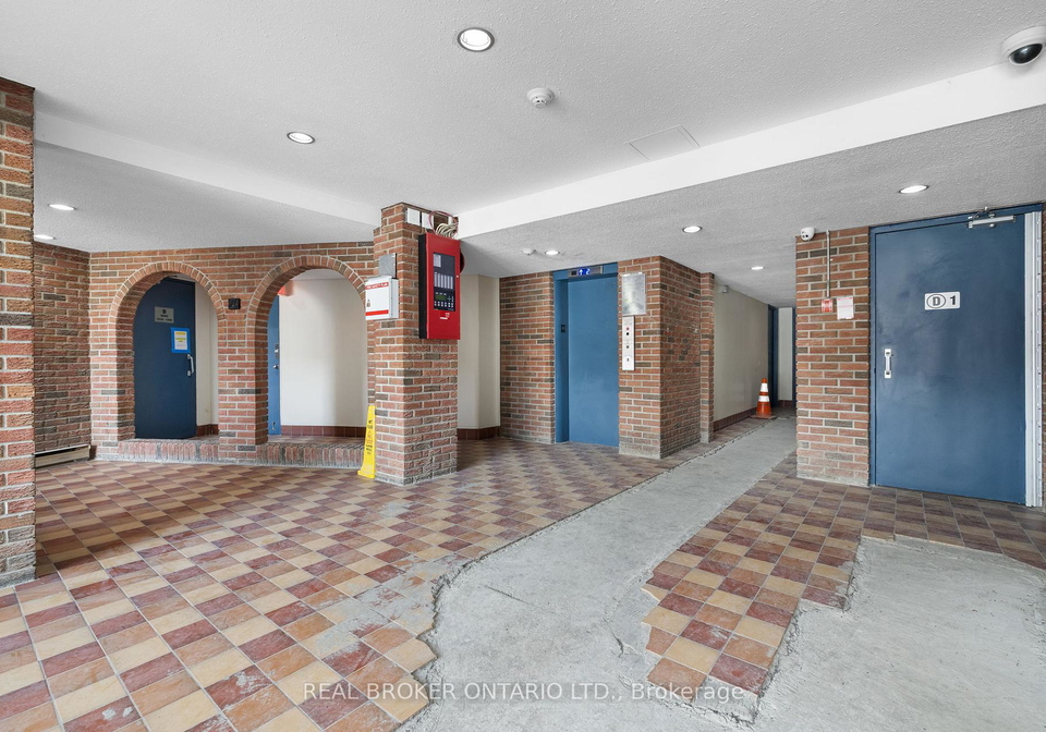 2041-arrowsmith-drive-ottawa-ontario-x13078544