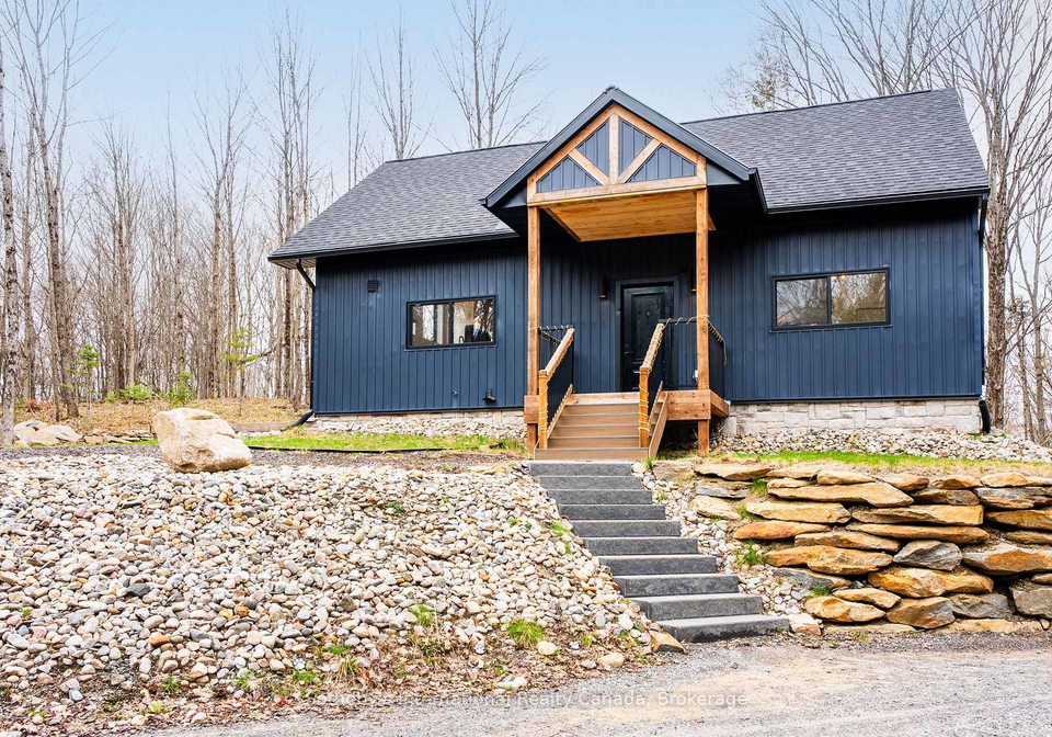 1315-north-drive-dysart-et-al-ontario-x13078690