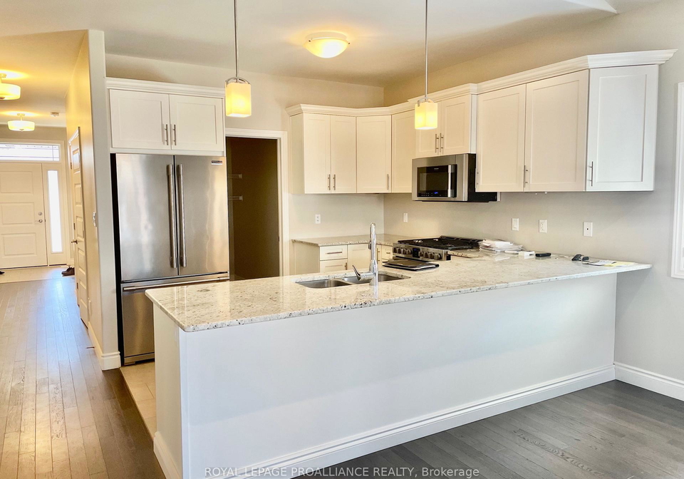 21-stonecrest-boulevard-quinte-west-ontario-x13078746