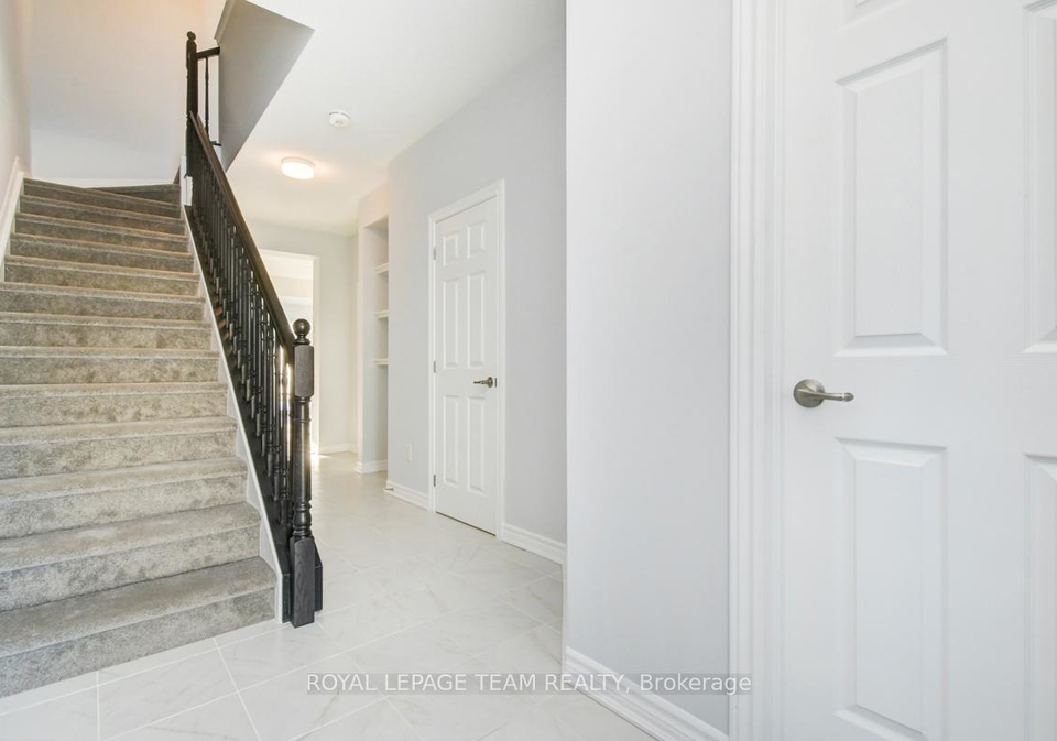 21-bermondsey-way-ottawa-ontario-x13078752