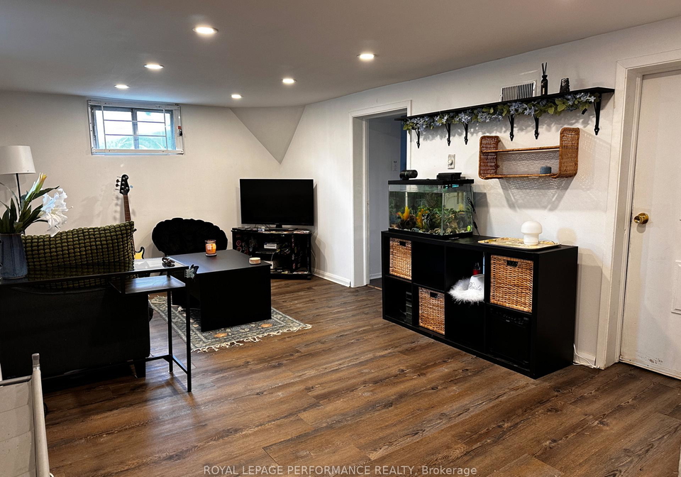 110-glynn-avenue-ottawa-ontario-x13078844