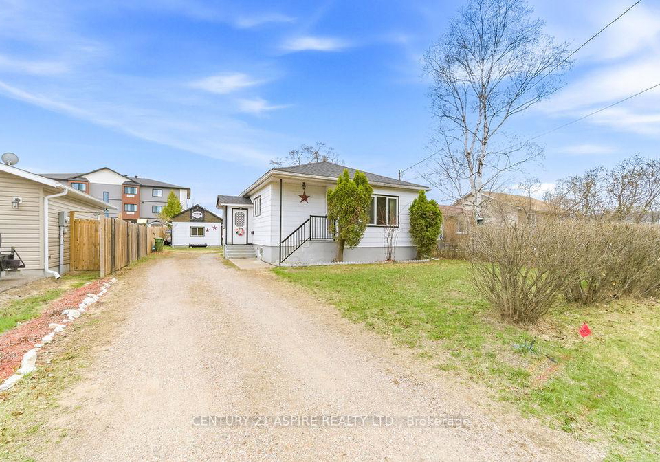 14-wilbert-street-petawawa-ontario-x13078936