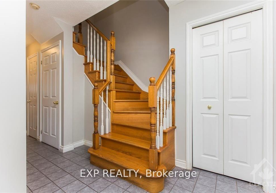 100-hunterswood-crescent-ottawa-ontario-x13078962