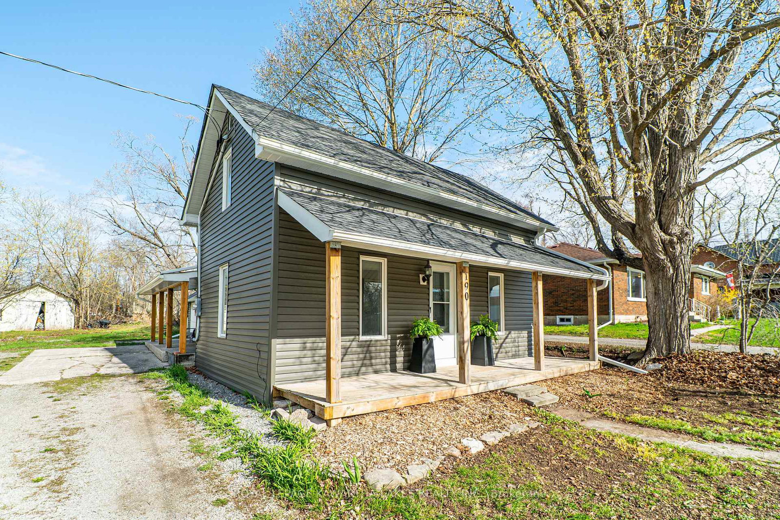 190-main-street-kawartha-lakes-ontario-x13078988