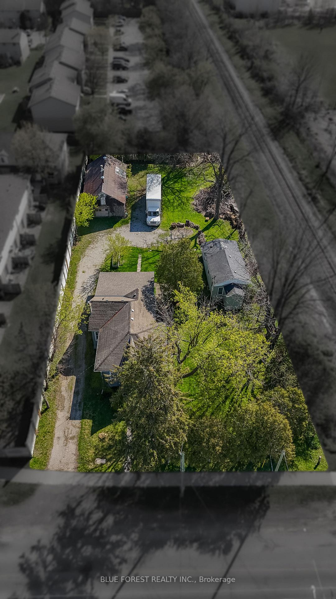 464-466-third-street-london-east-ontario-x13079030