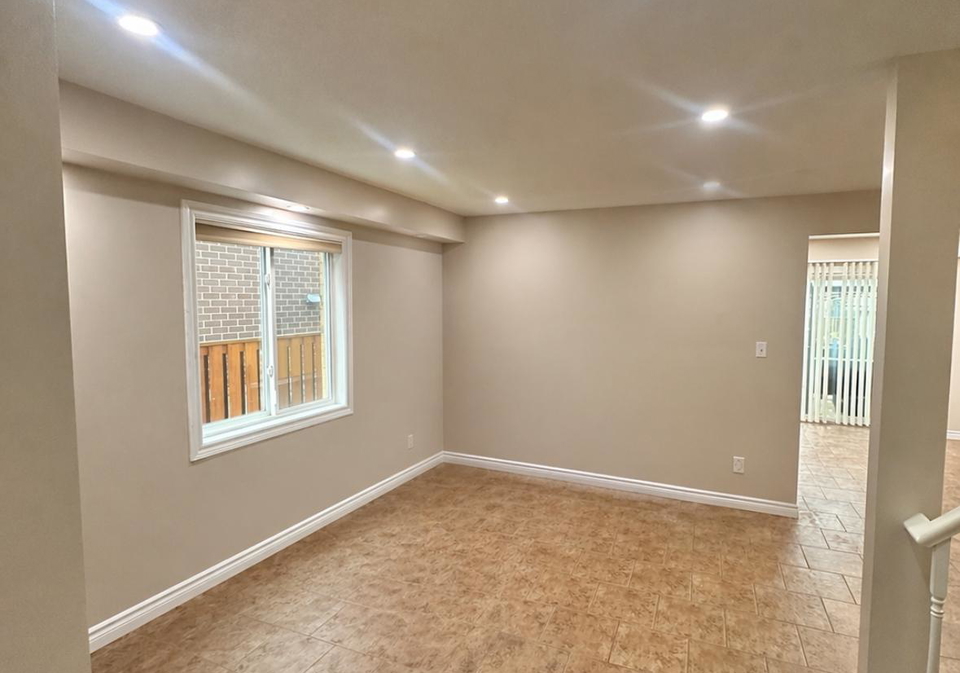154-thames-way-hamilton-ontario-x13079048