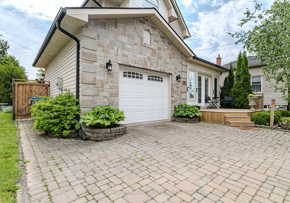 255-water-street-s-st-marys-ontario-x13079208