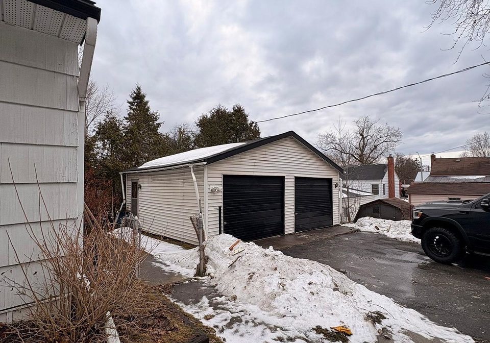 706-fairbairn-street-peterborough-ontario-x13079210