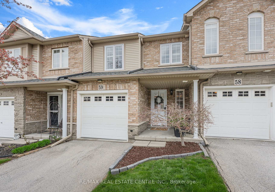 7-southside-place-hamilton-ontario-x13079454