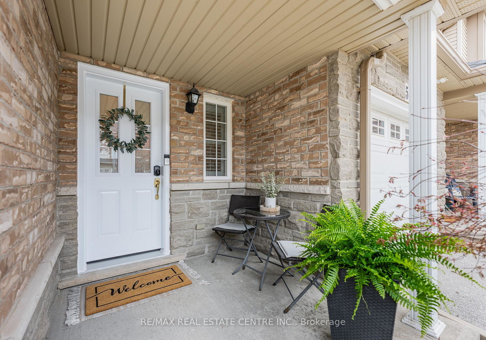 7-southside-place-hamilton-ontario-x13079454