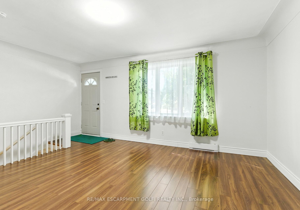 24-macklin-street-n-hamilton-ontario-x13079606