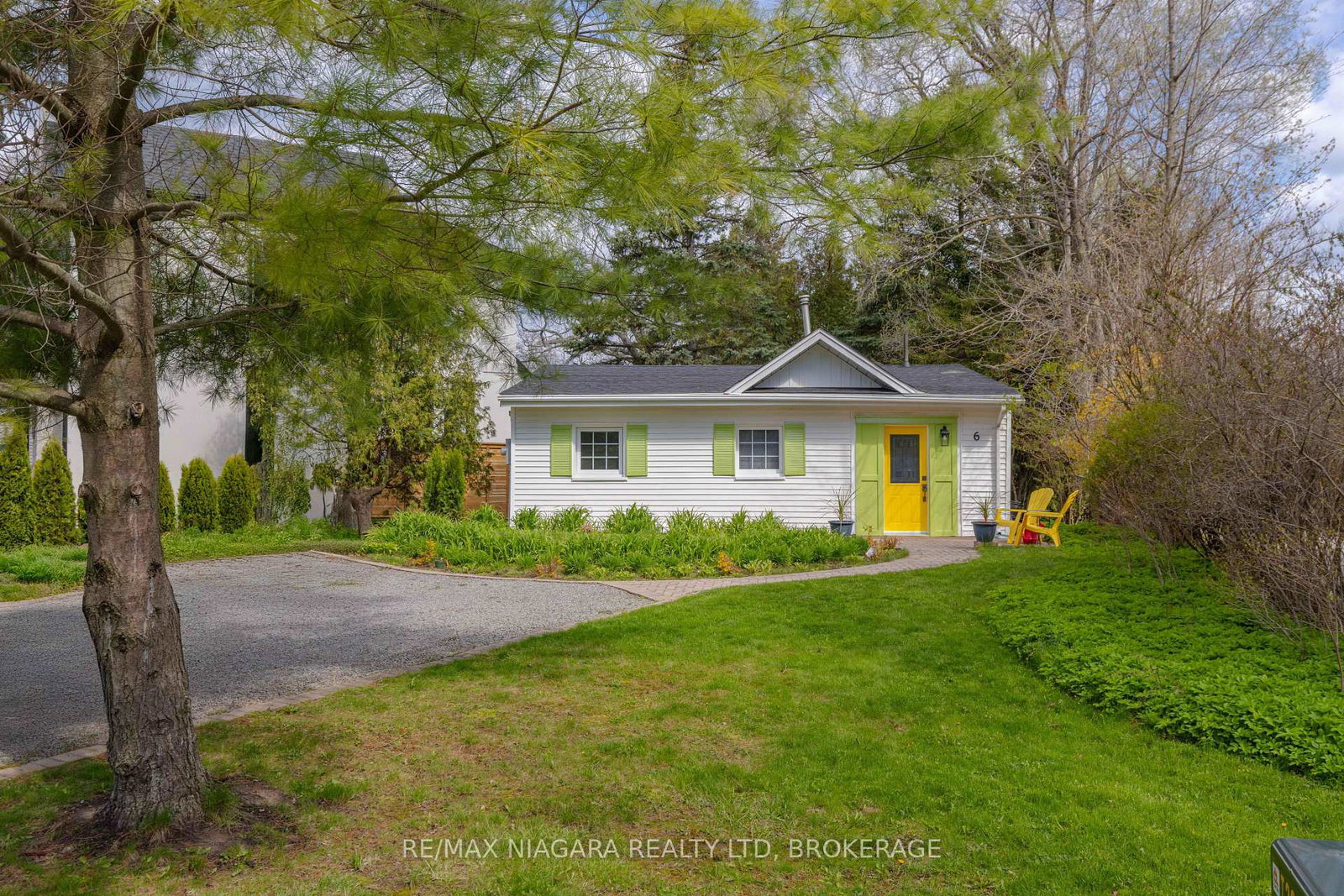 6-circle-street-niagara-on-the-lake-ontario-x13079636