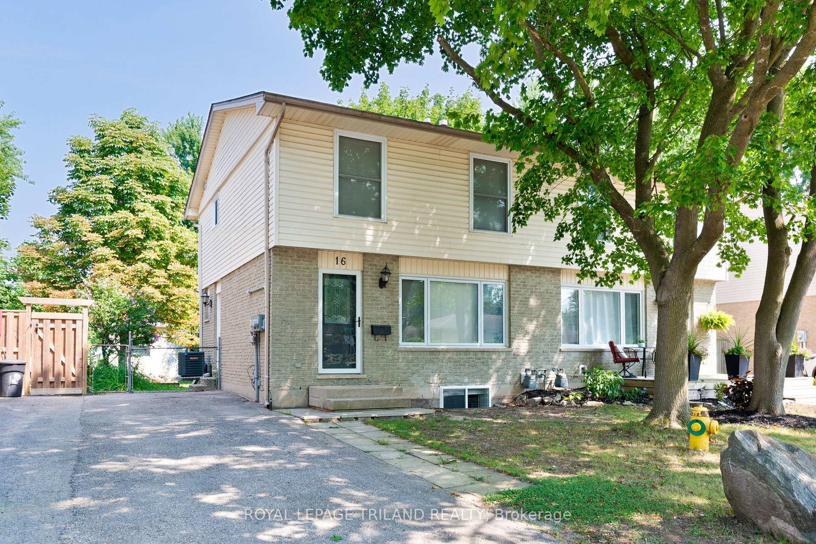 16-inverary-road-london-north-ontario-x13079662