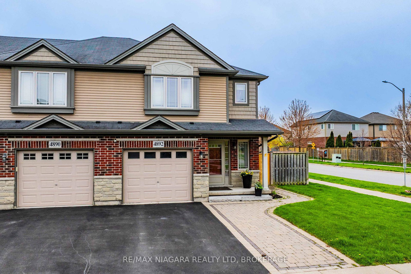 4892-adam-court-lincoln-ontario-x13079844