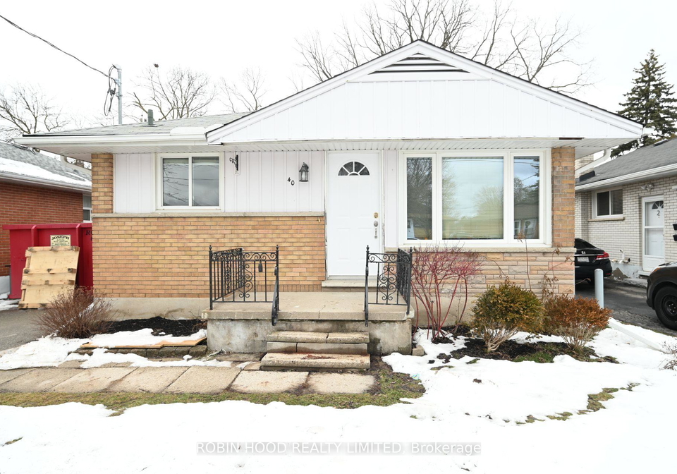 40-winslow-drive-windsor-ontario-x13079932