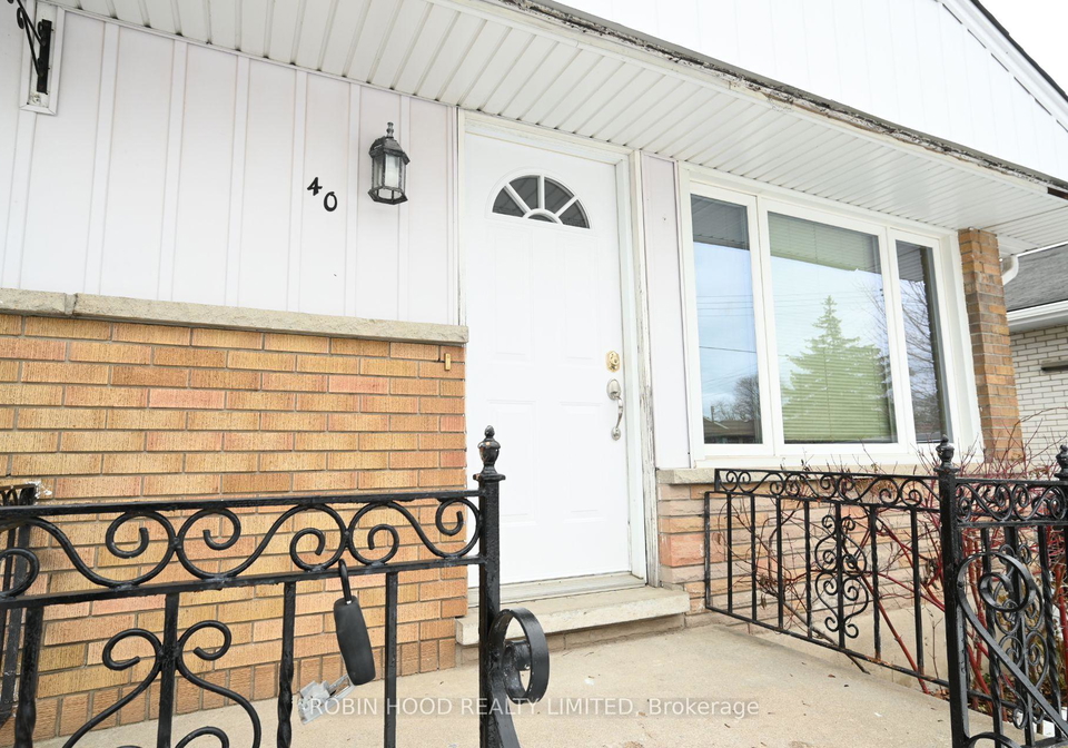 40-winslow-drive-windsor-ontario-x13079932