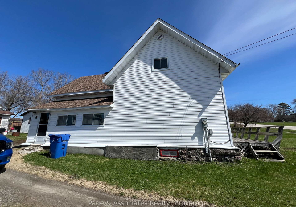 6-booth-street-west-nipissing-ontario-x13079950
