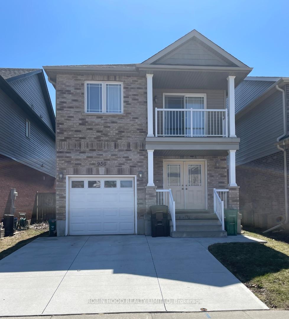 936-banffshire-court-kitchener-ontario-x13080032