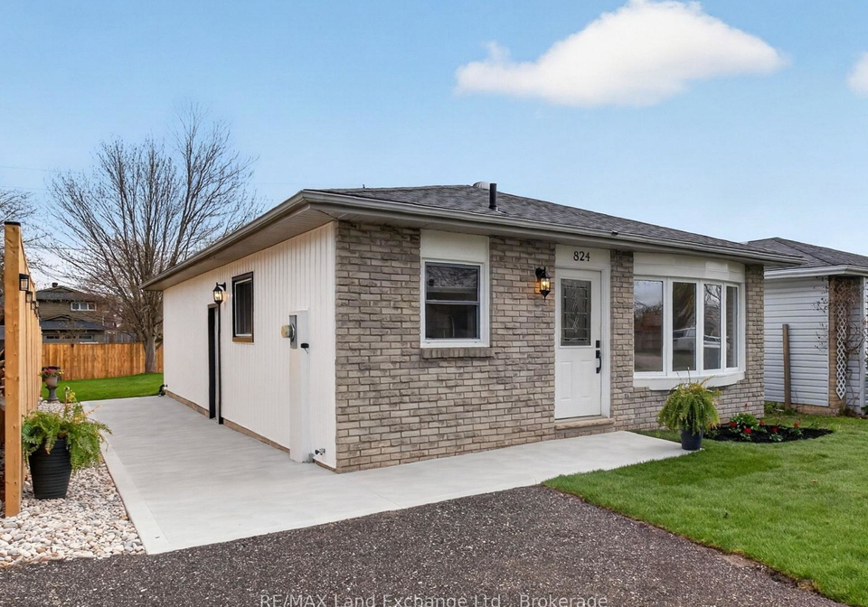 824-andrew-malcolm-drive-kincardine-ontario-x13080194