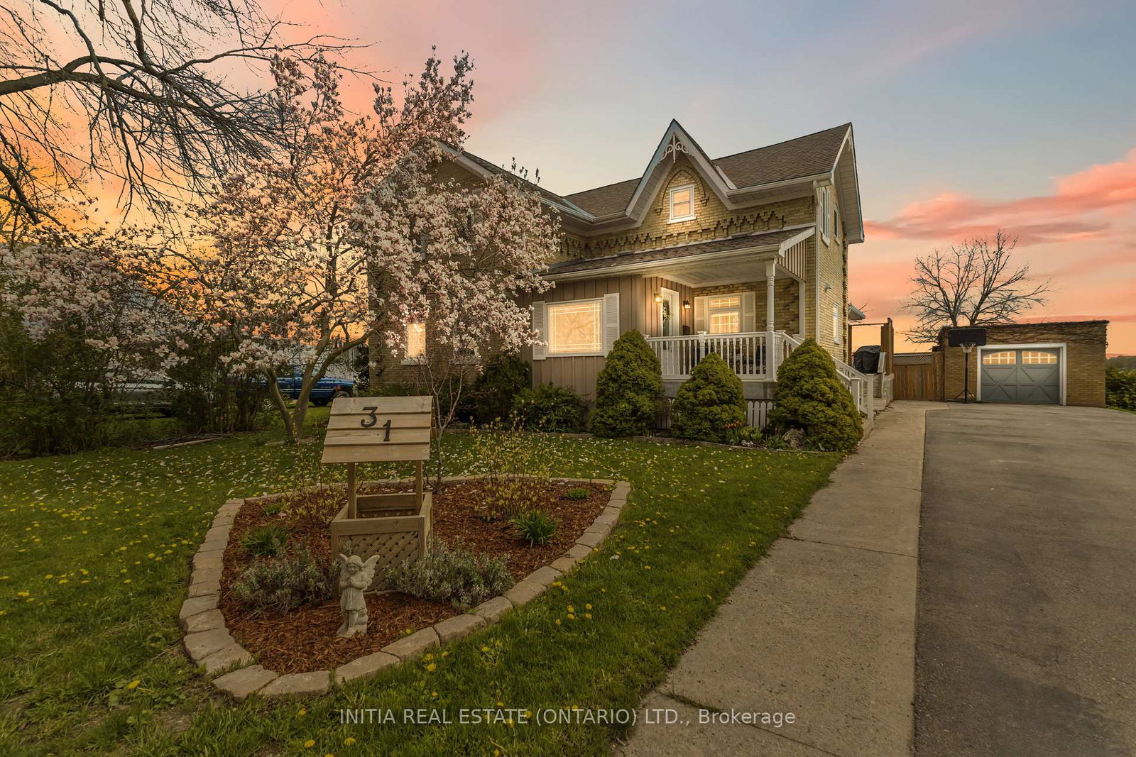 31-king-street-n-south-huron-ontario-x13080198